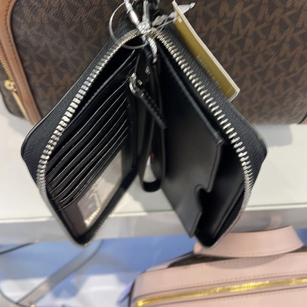 Michael Kors MK Signature Large Flat Multi-Function Phone Case Wallet Wristlet